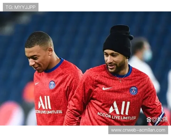 捂嘴动作成争议焦点，现代足坛罗生门折射反歧视困境